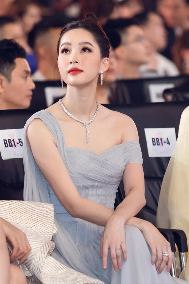 Hoa hậu Việt Nam duy nhất được người hâm mộ gọi là 'thần tiên tỷ tỷ' - ảnh 5