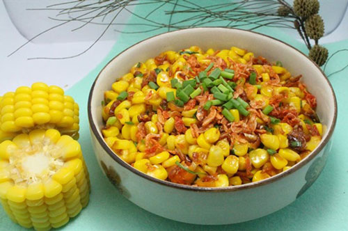Ngô xào trứng muối thơm phức, đậm đà