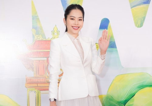 Nam Em xác nhận tham gia Hoa hậu Hoàn vũ Việt Nam 2021