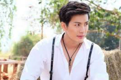 Một lần giặt đồ cho vợ, tôi chết lặng và hối hận tột cùng khi thấy cái áo ngực của cô ấy