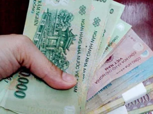 Lấy chồng giàu, vợ khoe được chồng đưa cho 20 triệu để mua đồ Tết biếu nhà ngoại