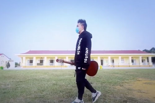 Minh Vương tiết lộ cuộc sống trong khu cách ly và hình ảnh gây xúc động