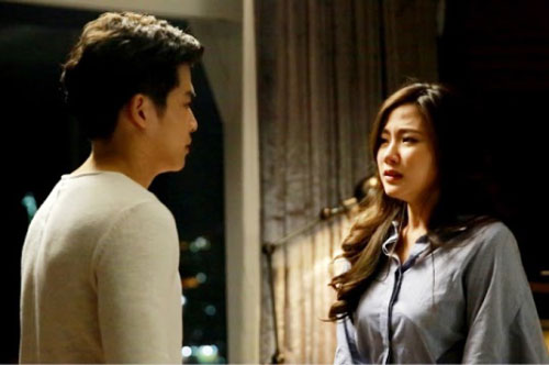 Luôn tự hào về 16 năm tình nghĩa vợ chồng nhưng giáp Tết anh chồng lại tìm được món đồ "chết điếng" trong ngăn kéo, càng đờ đẫn trước 1 câu nói