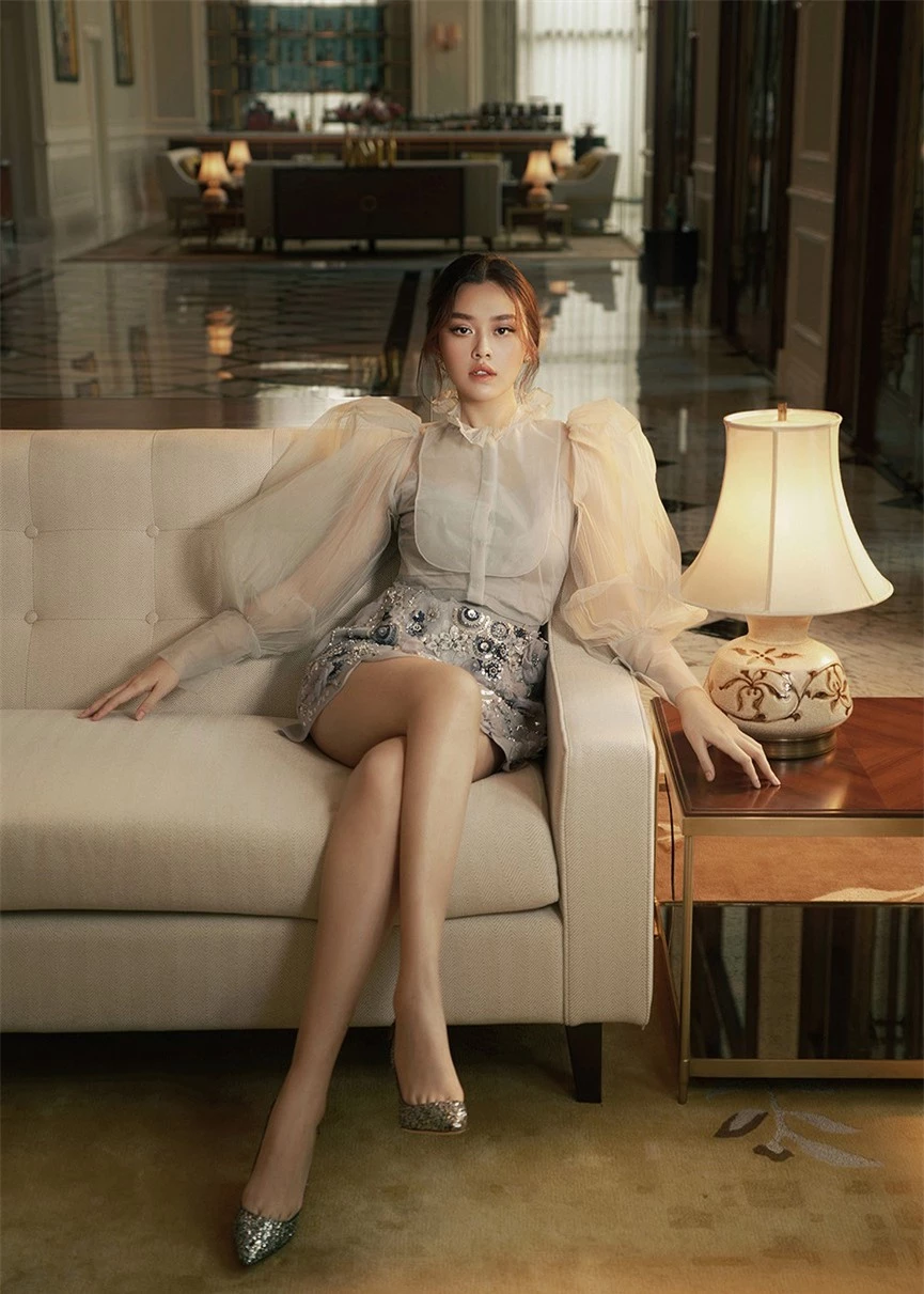 Á hậu Tường San khoe nhan sắc 'đỉnh cao', được fans gọi là 'Song Hye Kyo phiên bản Việt' - ảnh 4