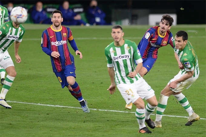 Trincao gây ấn tượng mạnh với bàn thắng vào lưới Betis