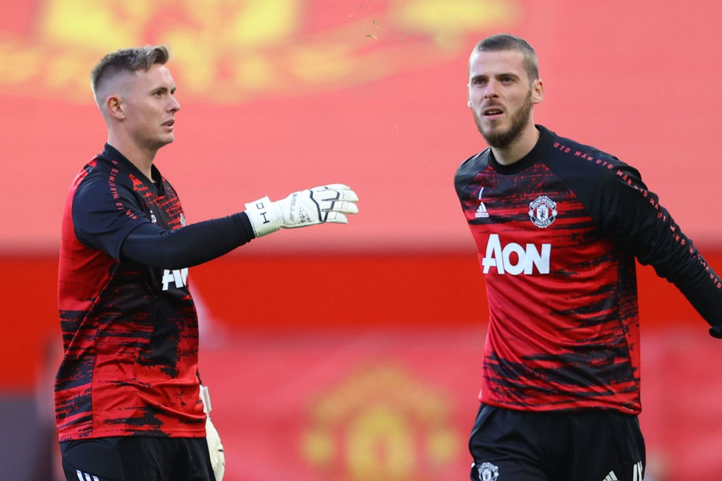 HLV Solskjaer dọa cho De Gea dự bị