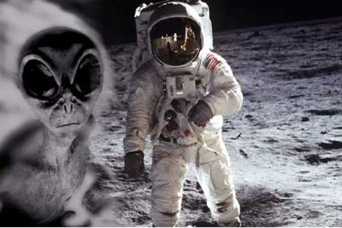 Nasa che giấu chứng cứ về ufo trên Mặt trăng?