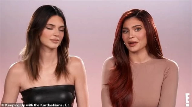 Cô út tỉ phú Kylie Jenner thả dáng 'gái một con' bốc lửa - ảnh 12
