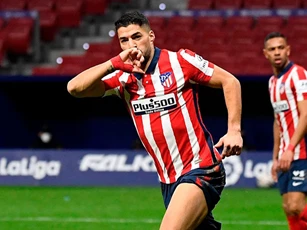 Suarez phá kỷ lục ghi bàn của Ronaldo ở La Liga