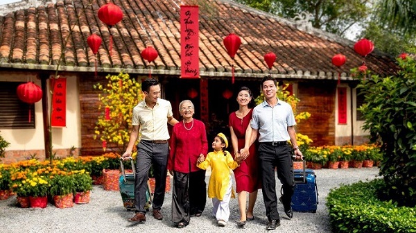 Sự khác biệt  thú vị giữa Tết cổ truyền xưa và Tết thời công nghệ 4.0