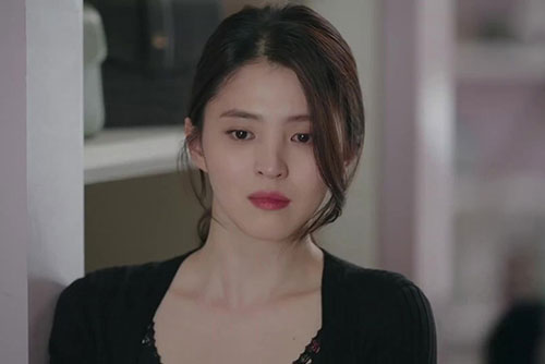 Vui vẻ dẫn bồ nhí vào nhà nghỉ, nhưng vừa rút ví cho cô ta tiền thì tôi rụng rời chân tay với món đồ lạ bên trong