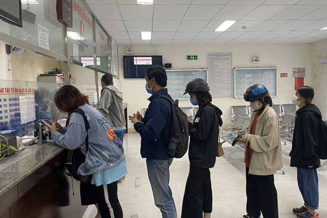 Đề nghị hỗ trợ hoàn vé phương tiện vận tải cho lao động về quê ăn Tết