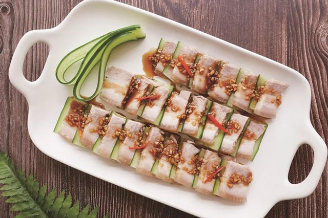 Thịt luộc tưởng là dễ nhất rồi, thế mà cũng có thể nâng tầm đẳng cấp đến "hết hồn" luôn!