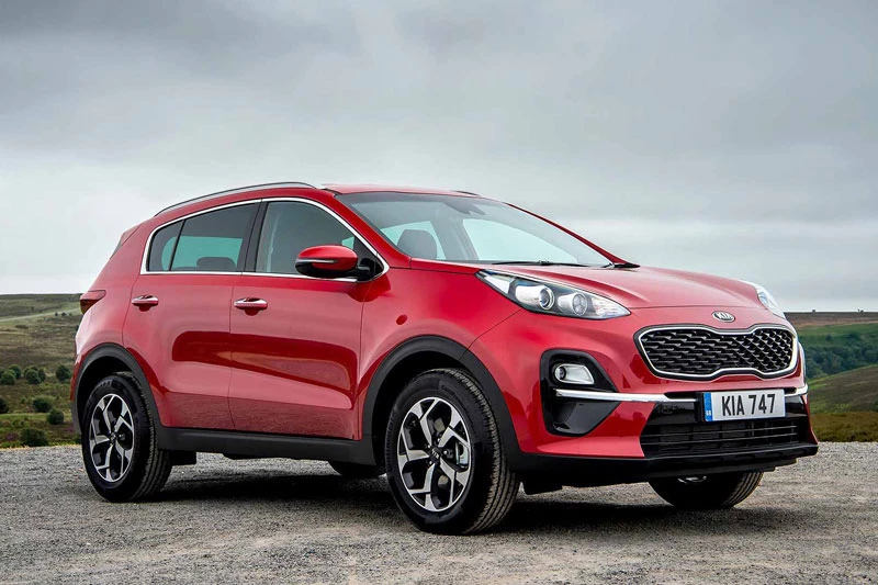 2. Kia Sportage (doanh số: 2.986 chiếc).