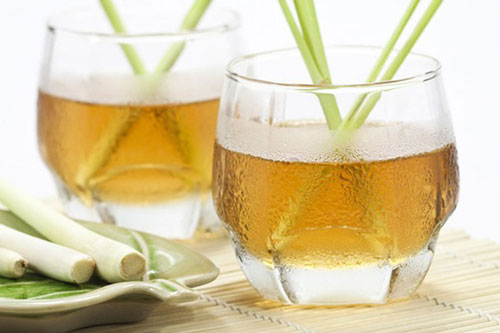 Mỡ thừa tự tan chỉ bằng cách uống nước chanh với sả