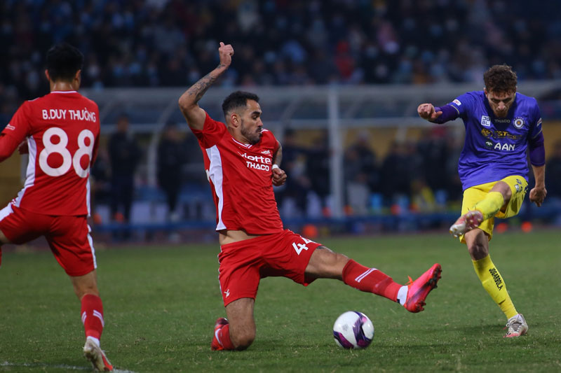 Cựu HLV đội tuyển Thái Lan khuyên V-League cấm ngoại binh