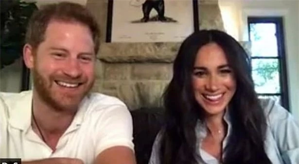 Hoàng gia Anh đón chào thành viên nhí mới theo cách phá vỡ truyền thống, Meghan Markle lại chiếm spotlight bằng dự án mới - Ảnh 3.