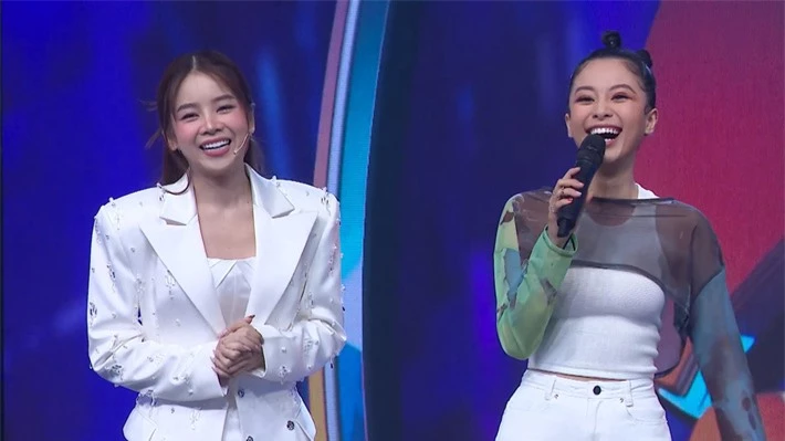 Sau loạt tin đồn chia tay Hồng Thanh, DJ xinh đẹp nhất Rap Việt - Mie lần đầu ngồi ghế nóng - Ảnh 4.