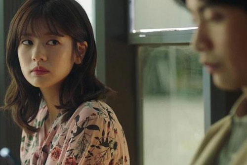 Vừa chia tay bạn trai lại biết mình có bầu