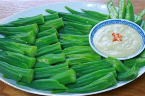 Luộc đậu bắp chỉ cần làm theo cách này hết sạch nhớt, ngon tuyệt