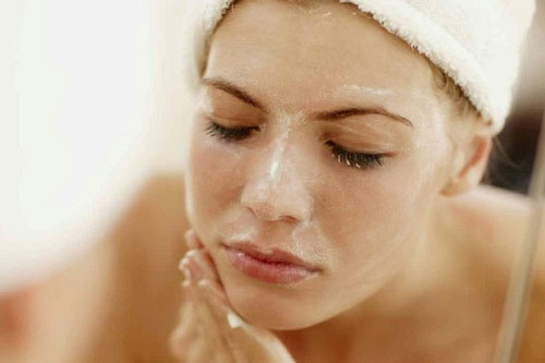 2 bước giúp bạn thải toàn bộ độc tố tích trên da