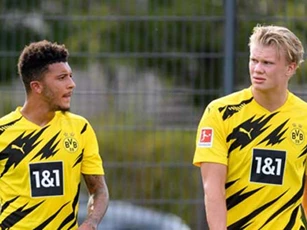 Dortmund tính bán cả Haaland lẫn Sancho để tái thiết đội hình