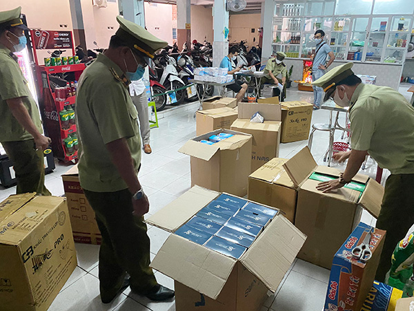 Đà Nẵng: Xử lý nghiêm hành vi găm hàng, đầu cơ, nâng giá khẩu trang, vật tư y tế, hóa chất phòng chống dịch COVID-19