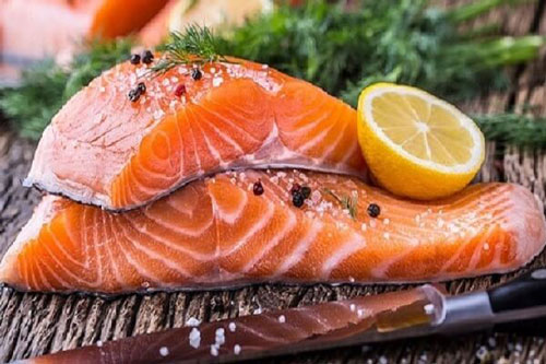 5 thực phẩm trẻ ăn sẽ mắt sáng, thông minh