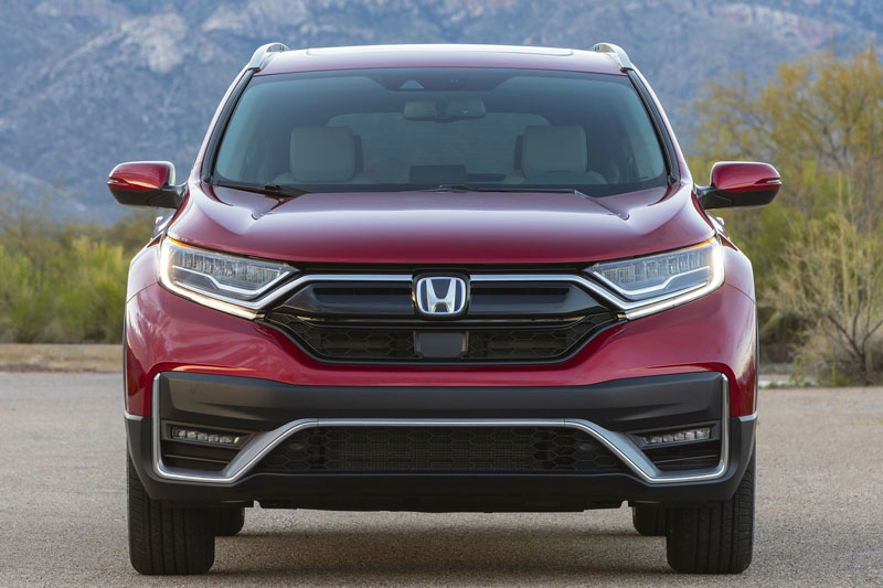 Honda CR-V bỏ xa Mazda CX-5 về doanh số