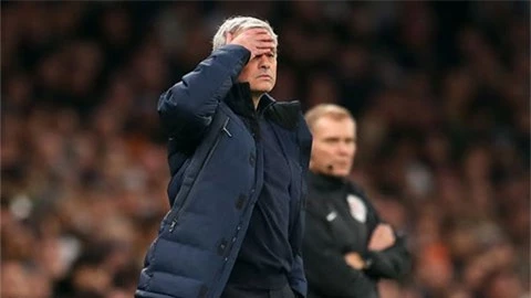  HLV Mourinho vẫn an toàn dù Tottenham có thành tích tệ nhất trong 9 năm