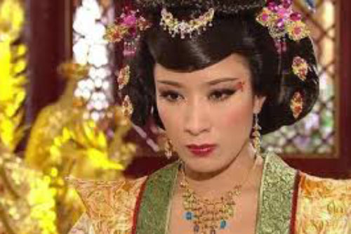 Vị hoàng hậu đanh đá nhất lịch sử Trung Hoa: Tự ý ban tặng phi tần cho kẻ vô lại, ghen tuông đến mức Hoàng đế sợ hãi không nói nên lời