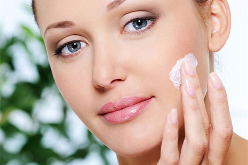 Bí kíp trị mụn đơn giản mà vô cùng hiệu quả để đi chơi Tết