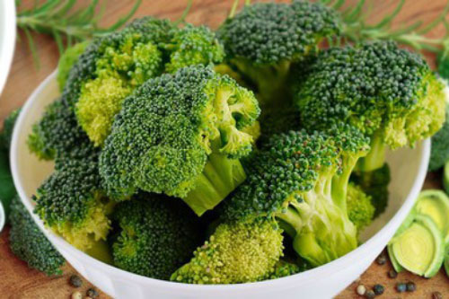 Thực phẩm cứu tinh cho môi khô, nứt nẻ