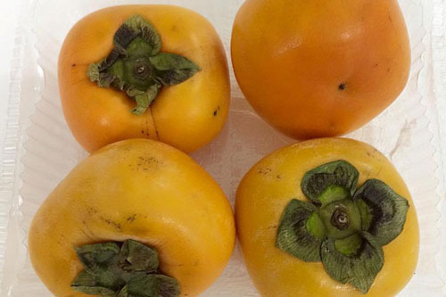 Không muốn nhập viện hãy thận trọng khi ăn hồng giòn