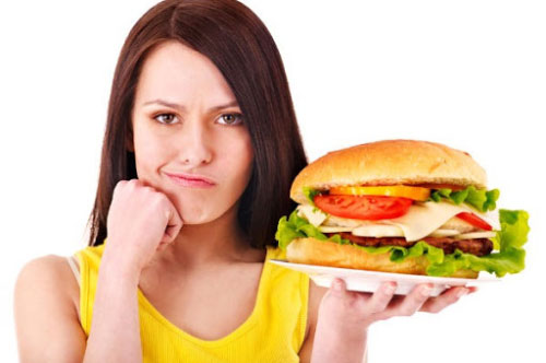 Ăn tối không đúng cách khiến cơ thể chồng chất bệnh