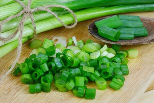 Hành lá hóa 'thuốc độc' khi kết hợp với những thứ này, đặc biệt là cái cuối cùng, báo cho gia đình biết ngay còn kịp