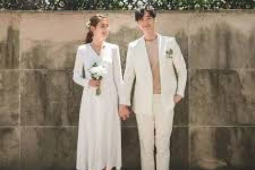 Về quê chồng chúc Tết, nàng dâu mới chết điếng khi gặp lại tình cũ cùng câu hỏi hiểm hóc, tuy nhiên cú "bẻ lái" của anh chồng mới "chất lượng"!