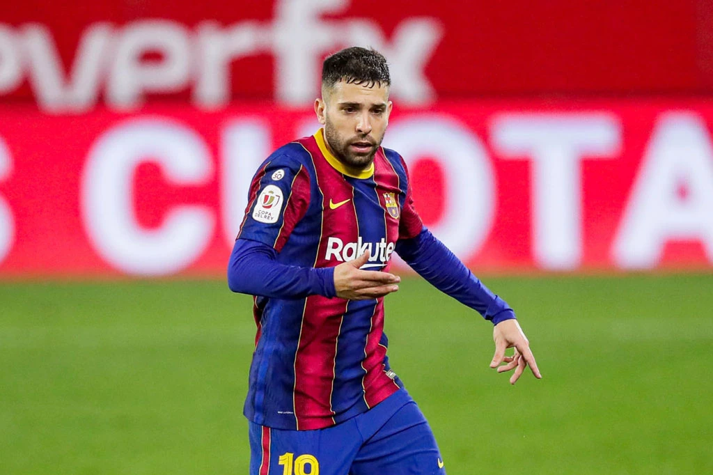 Hậu vệ trái: Jordi Alba (Barcelona).