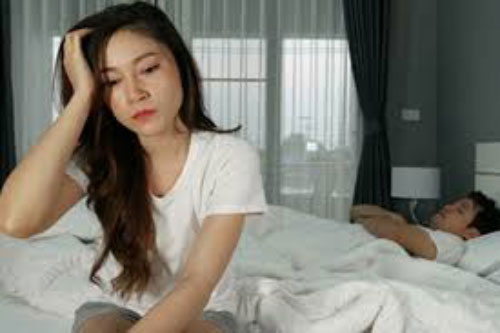 Hàng xóm ngày đêm "gánh mẹ" khiến chồng tôi nổi khùng và kết quả sóng gió đang chực chờ ập đến