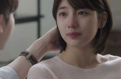 Thói quen khó bỏ của vợ tố cáo tội ác tàn nhẫn bị chôn vùi phía sau