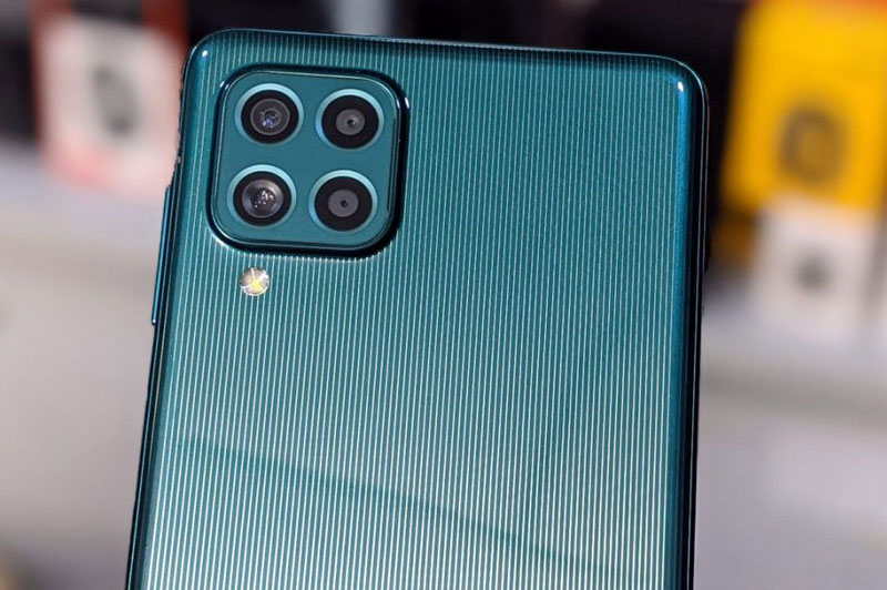 Samsung ra mắt smartphone pin 7.000 mAh, RAM 8 GB, giá hơn 8 triệu đồng