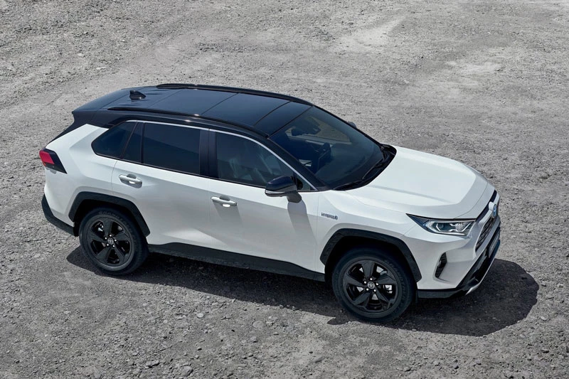 SUV hybrid và SUV chạy điện tốt nhất: Toyota RAV4 Hybrid 2021.