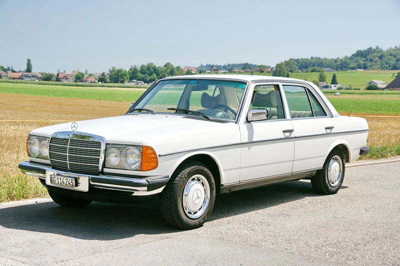 5. Mercedes-Benz W123.