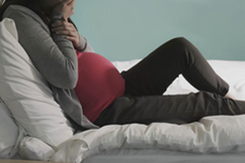 Vừa có kết quả xét nghiệm ADN, chị dâu lập tức rút đơn ly hôn dưới gối ra đưa cho anh trai tôi ký