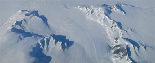 Kì lạ Nam Cực càng ngày càng tích tụ nhiều băng tuyết - 1
