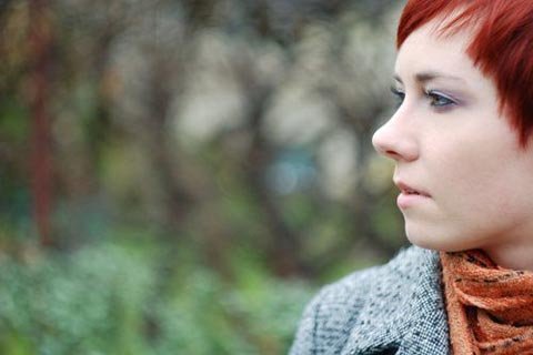 Muốn ảnh đẹp, hãy chụp nghiêng bên trái mặt