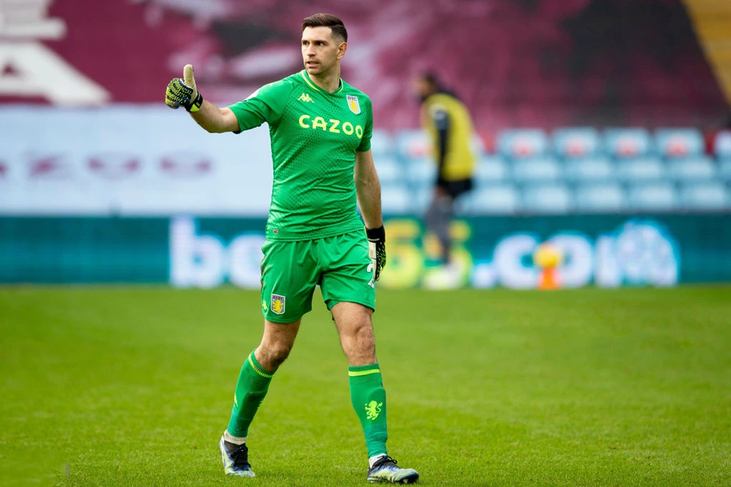 Thủ môn: Emiliano Martinez (Aston Villa).