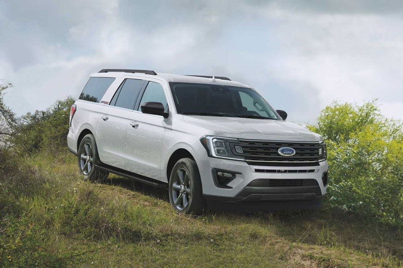 SUV động cơ V6 tăng áp, giá gần 1,2 tỷ đồng