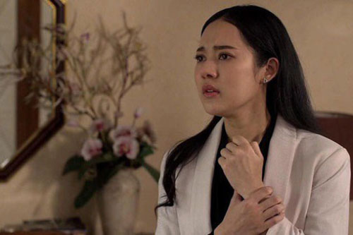 Định mồi chài sếp, tôi bỏ ngay ý đồ khi chứng kiến cảnh tượng trong phòng tắm nhà anh