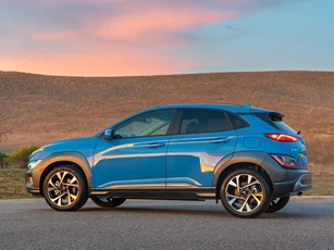 Cận cảnh Hyundai Kona 2022 vừa trình làng